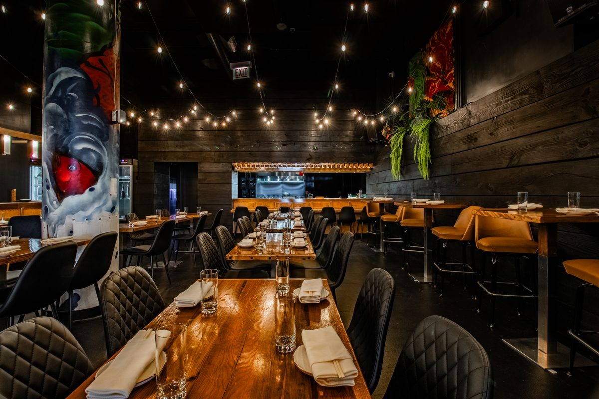 Jōtō dining room with hand-painted koi mural